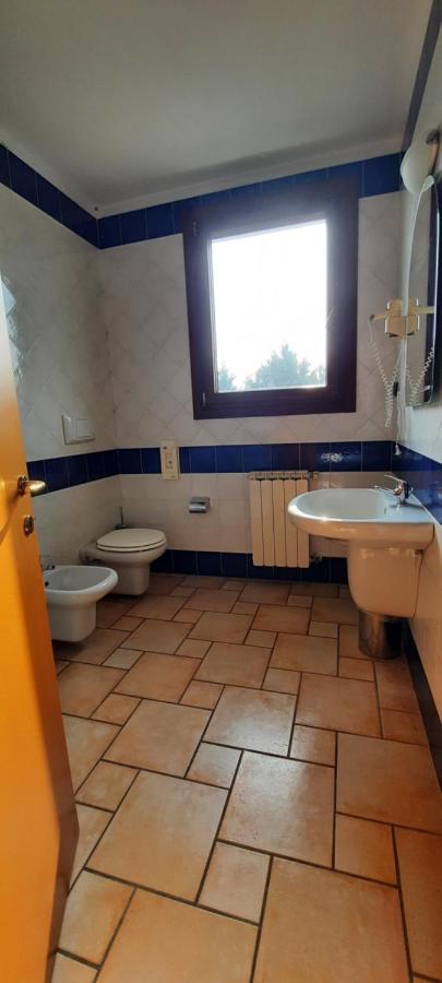 Hotel Lory Ficarolo Экстерьер фото